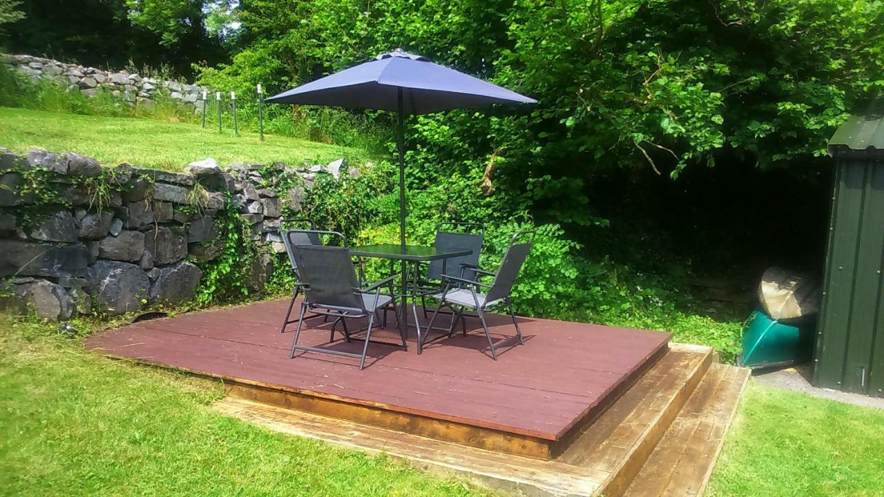 Cosy Lakeside Cottage John'S Hollow Headford Exterior photo